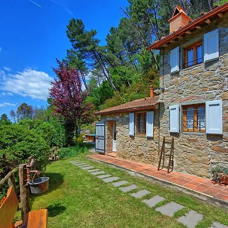 빌라 Casale Di Cozzile By Posarellivillas