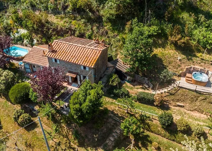 Casale Di Cozzile By Posarellivillas 빌라