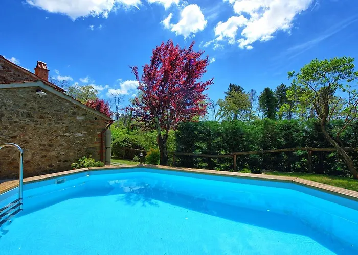Casale Di Cozzile By Posarellivillas 메사 에 코질레