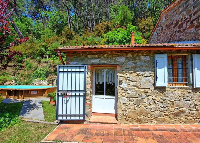 Casale Di Cozzile By Posarellivillas 빌라 메사 에 코질레