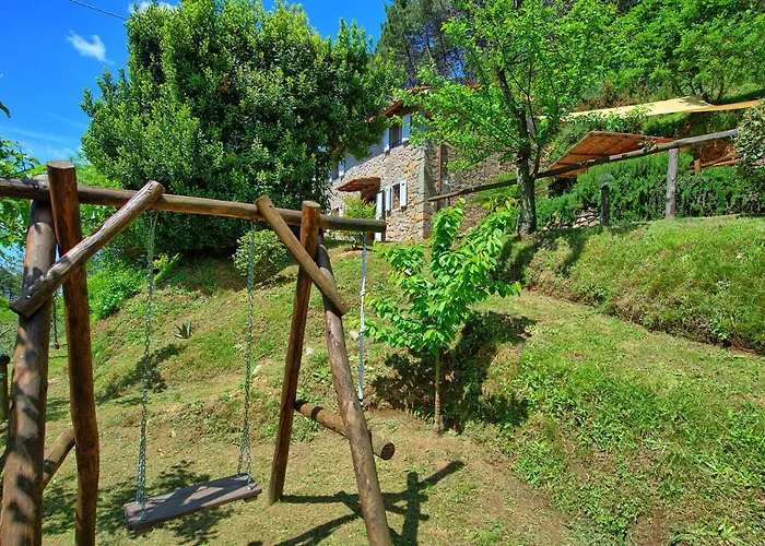 Casale Di Cozzile By Posarellivillas *